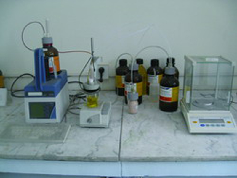 實(shí)驗(yàn)室一角